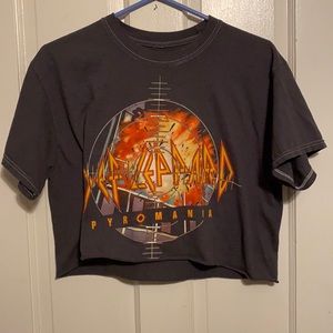 Def leppard cropped tee